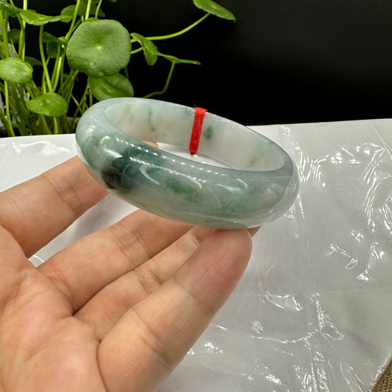 Genuine Burmese High-end Jade Jadeite Oval Bangle Bracelet ( 60mm )( Collectibles )