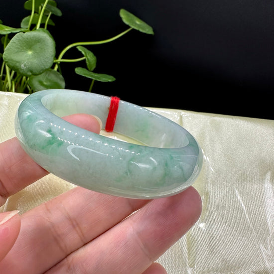 Genuine Burmese High-end Jade Jadeite Oval Bangle Bracelet ( 55.6mm )( Collectibles )