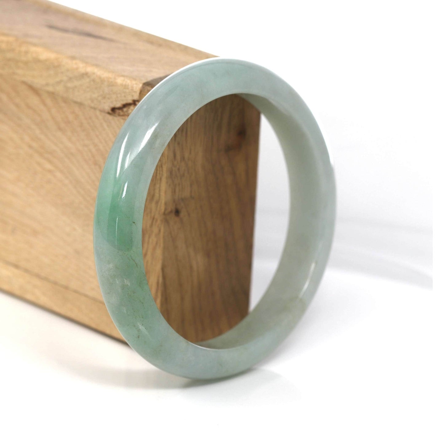 Load image into Gallery viewer, Genuine Burmese Green Jadeite Jade Bangle Bracelet (60.51 mm) #551

