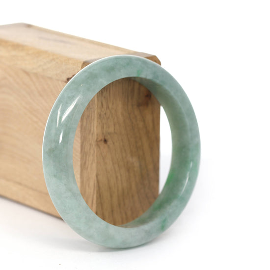Load image into Gallery viewer, RealJade Co.® &amp;quot;Classic Bangle&amp;quot; Green Natural Burmese Jadeite Jade Bangle ( 57.95mm ) #455
